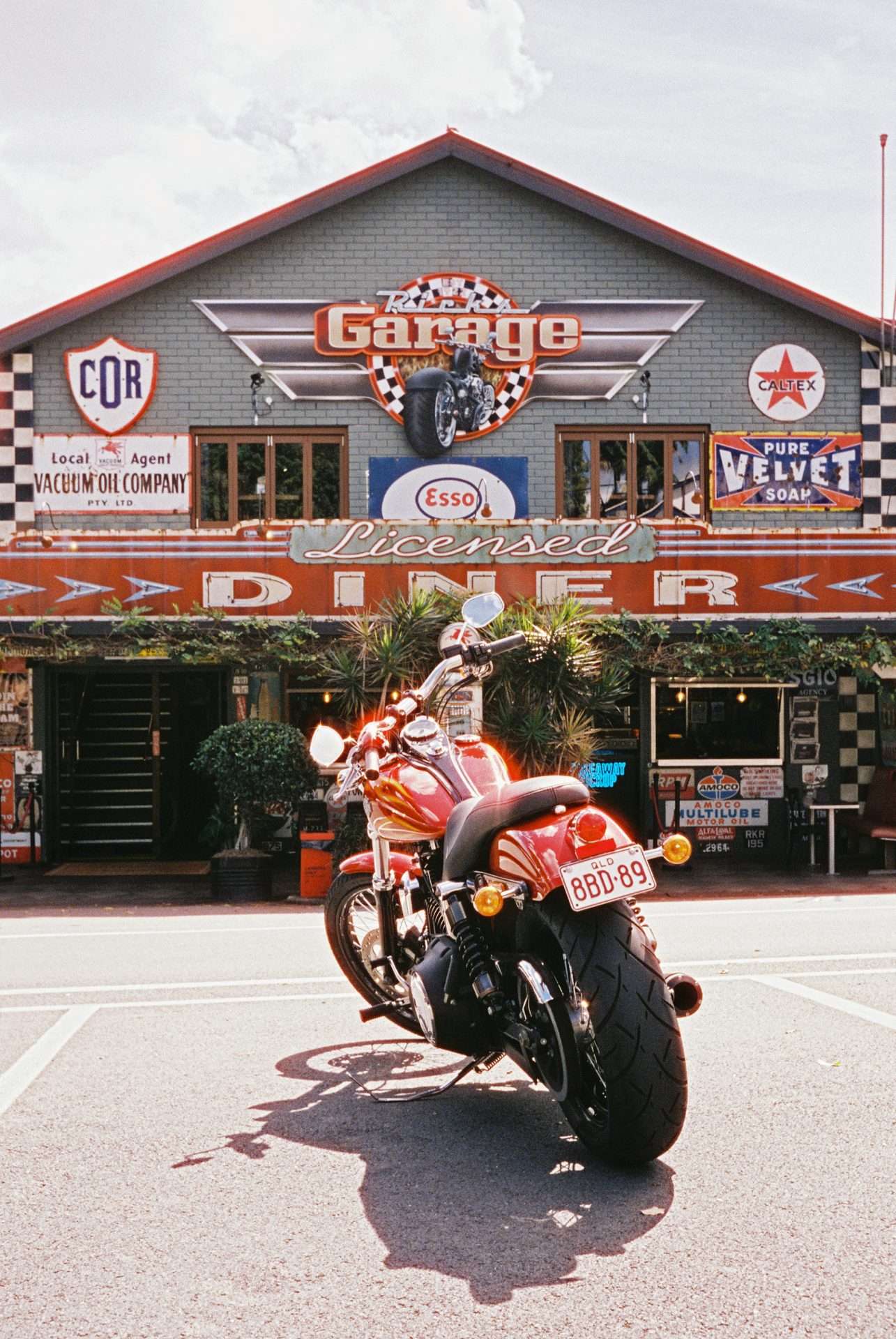 Olympus Trip 35 Film Camera & Rollei Flash - Image 9